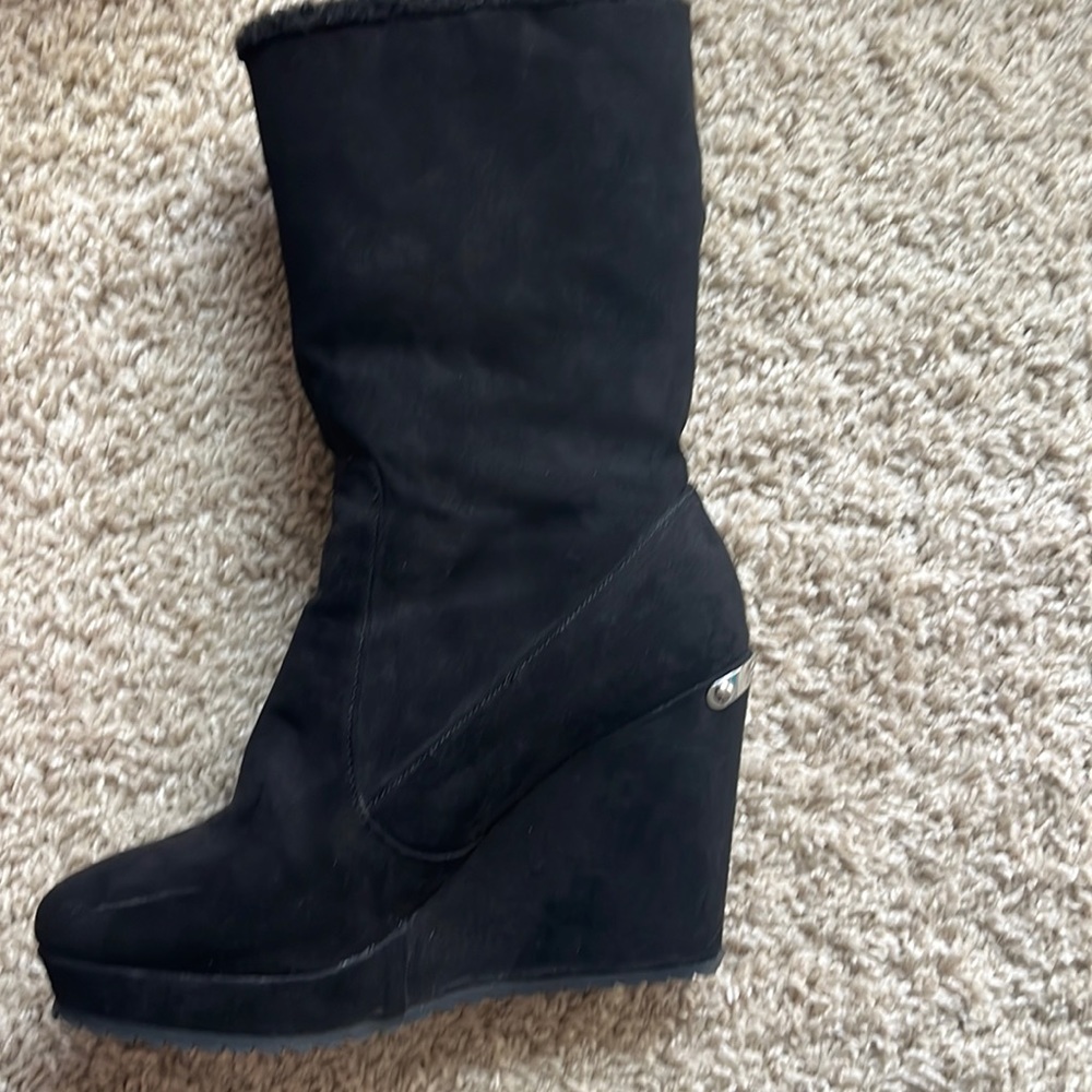 Black Juicy Couture heeled boots